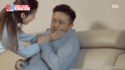 100f46562269b4daed08c3c3aad1e0f3_1683269502_9463.gif